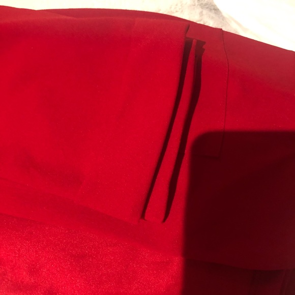 MOA large Red Blazer - Picture 12 of 13